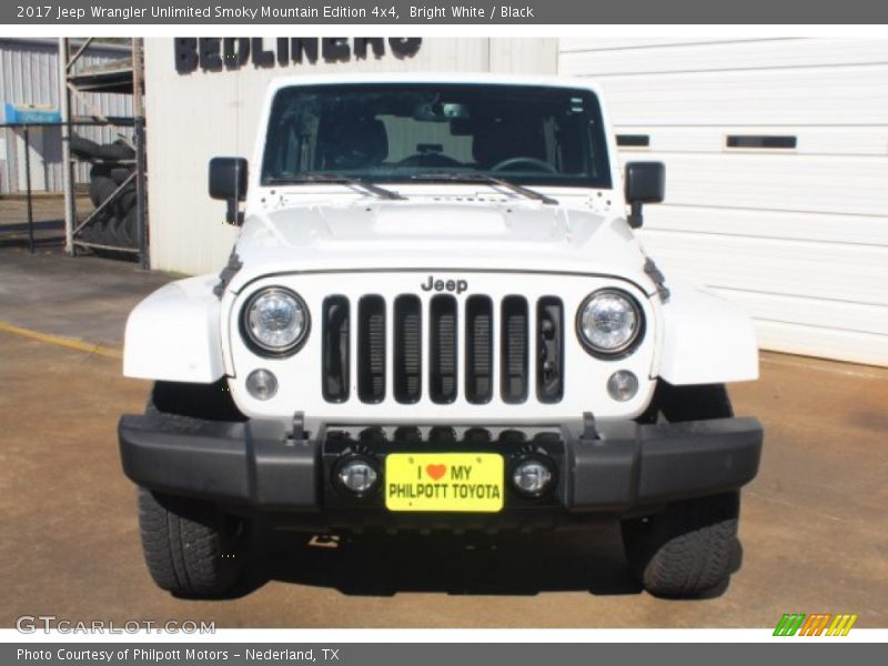 Bright White / Black 2017 Jeep Wrangler Unlimited Smoky Mountain Edition 4x4