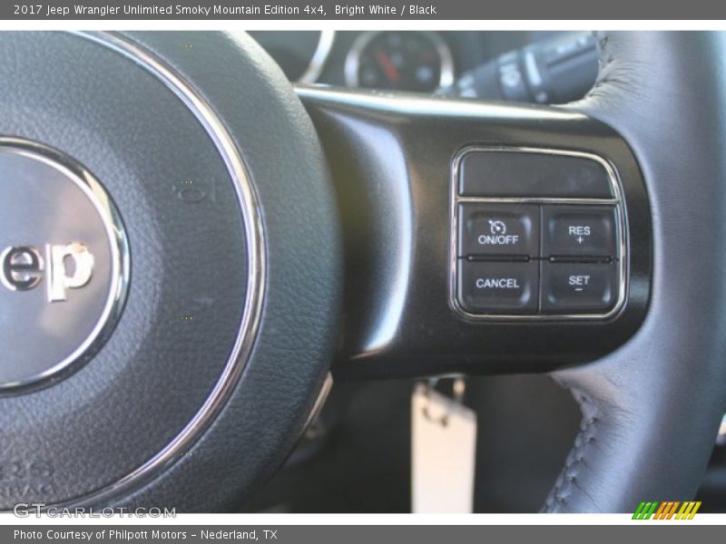 Bright White / Black 2017 Jeep Wrangler Unlimited Smoky Mountain Edition 4x4