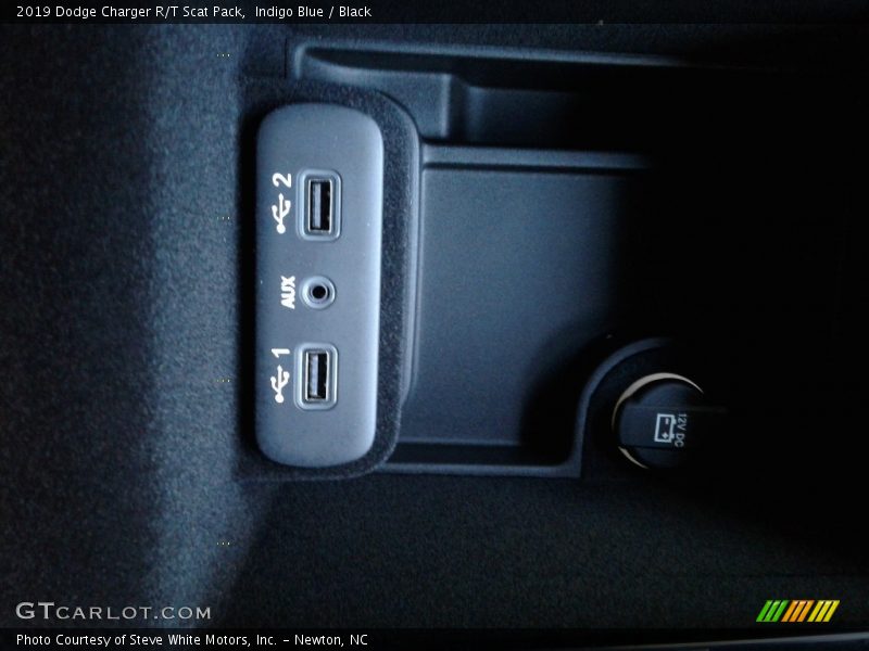 Indigo Blue / Black 2019 Dodge Charger R/T Scat Pack
