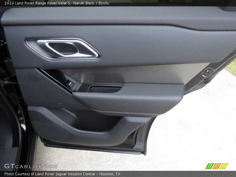 Door Panel of 2019 Range Rover Velar S