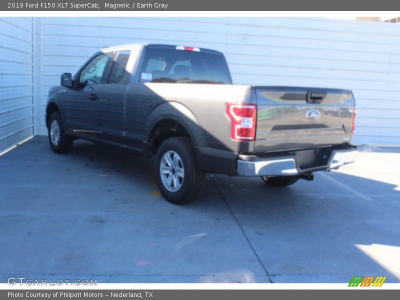 Magnetic / Earth Gray 2019 Ford F150 XLT SuperCab