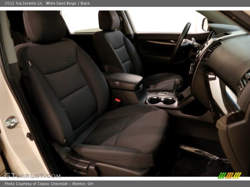 White Sand Beige / Black 2012 Kia Sorento LX