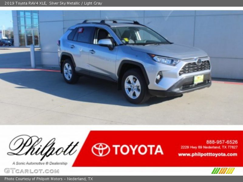 Silver Sky Metallic / Light Gray 2019 Toyota RAV4 XLE