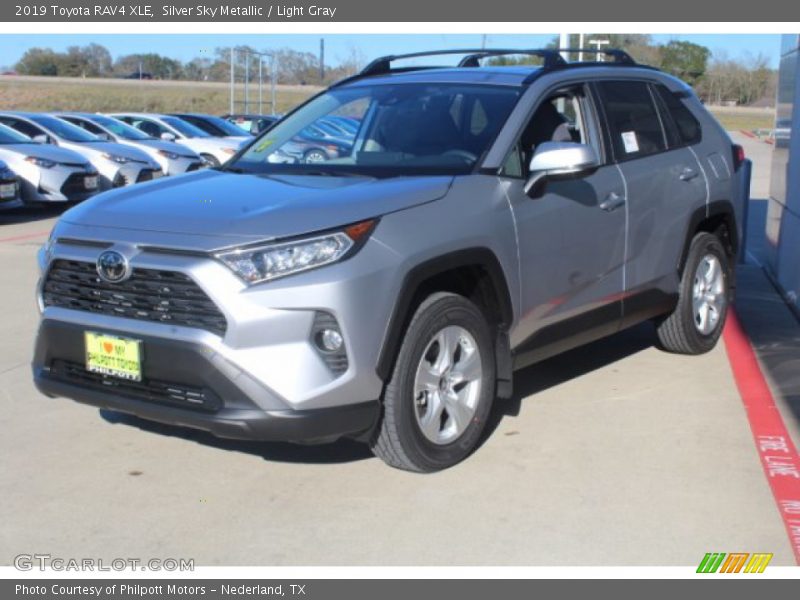  2019 RAV4 XLE Silver Sky Metallic