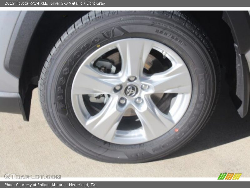  2019 RAV4 XLE Wheel