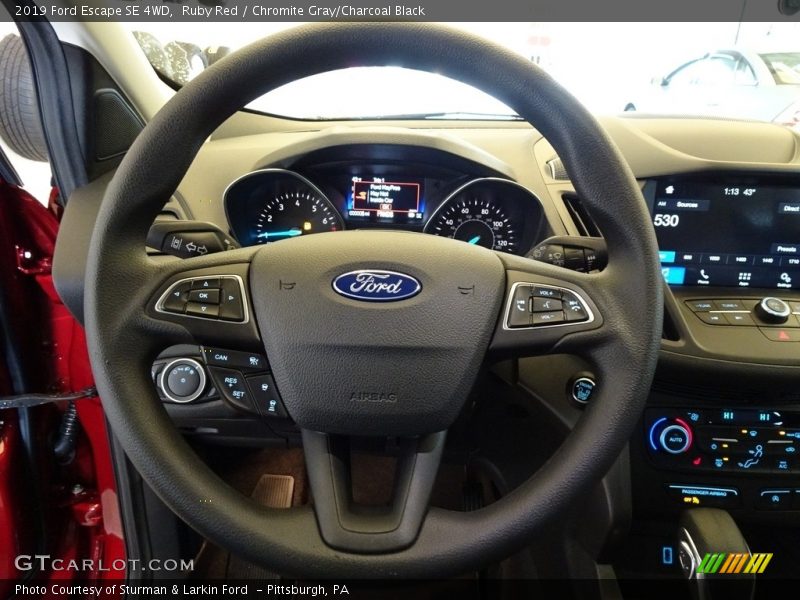 Ruby Red / Chromite Gray/Charcoal Black 2019 Ford Escape SE 4WD