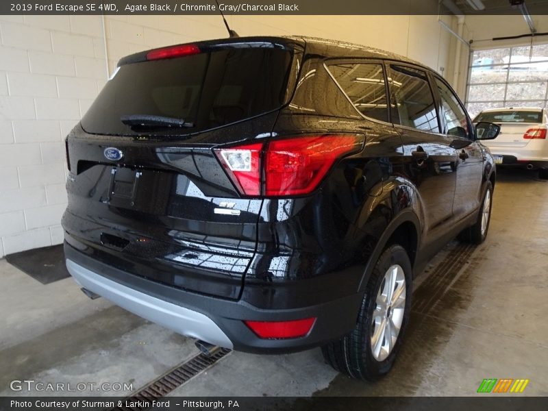 Agate Black / Chromite Gray/Charcoal Black 2019 Ford Escape SE 4WD