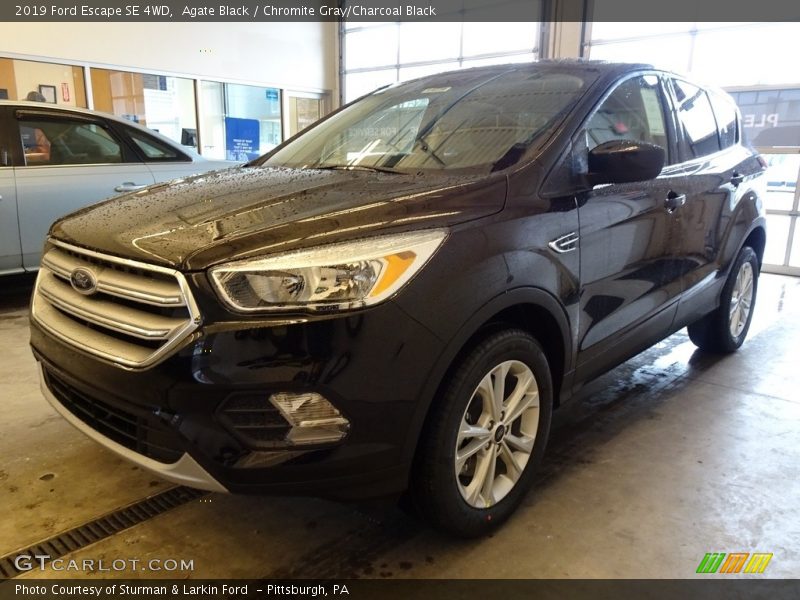 Agate Black / Chromite Gray/Charcoal Black 2019 Ford Escape SE 4WD