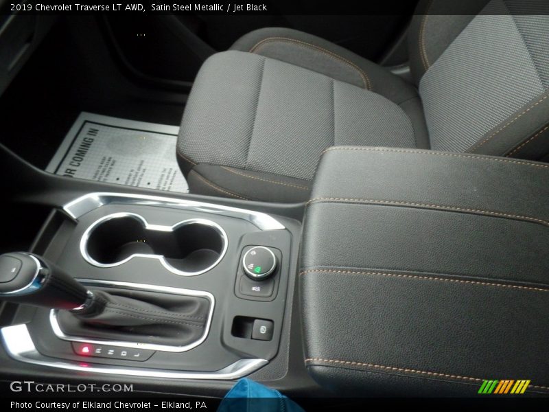 Satin Steel Metallic / Jet Black 2019 Chevrolet Traverse LT AWD