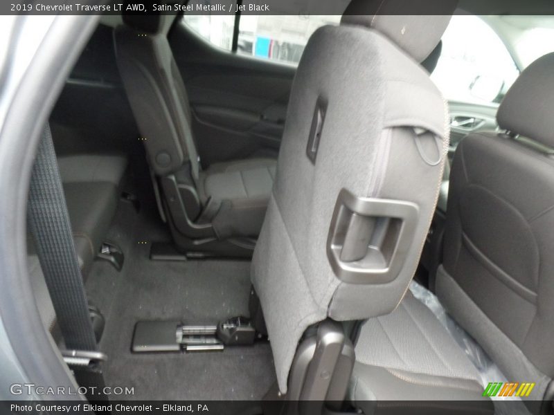 Satin Steel Metallic / Jet Black 2019 Chevrolet Traverse LT AWD