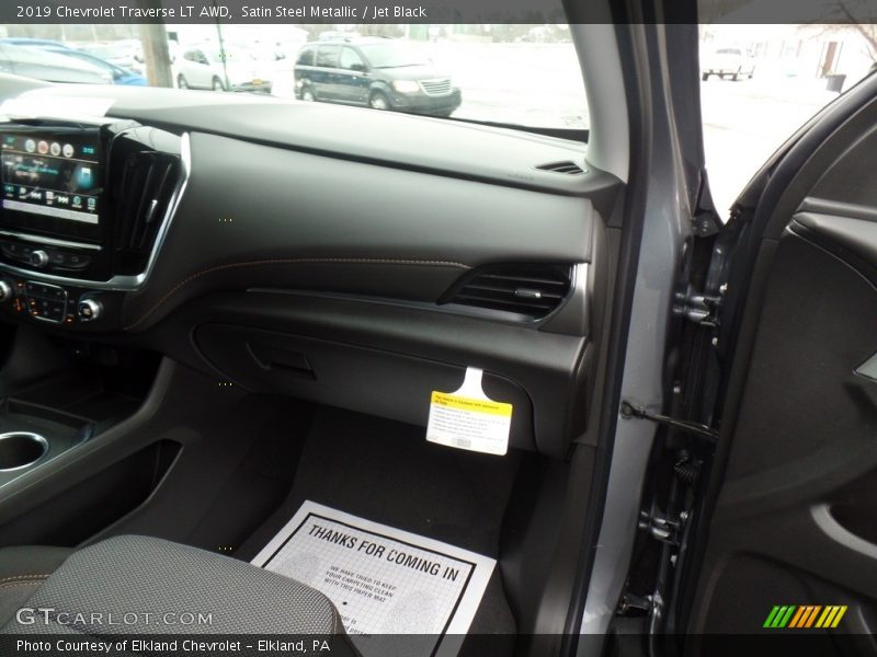Satin Steel Metallic / Jet Black 2019 Chevrolet Traverse LT AWD