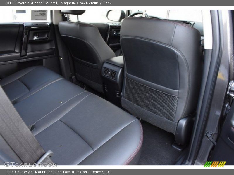 Magnetic Gray Metallic / Black 2019 Toyota 4Runner SR5 4x4