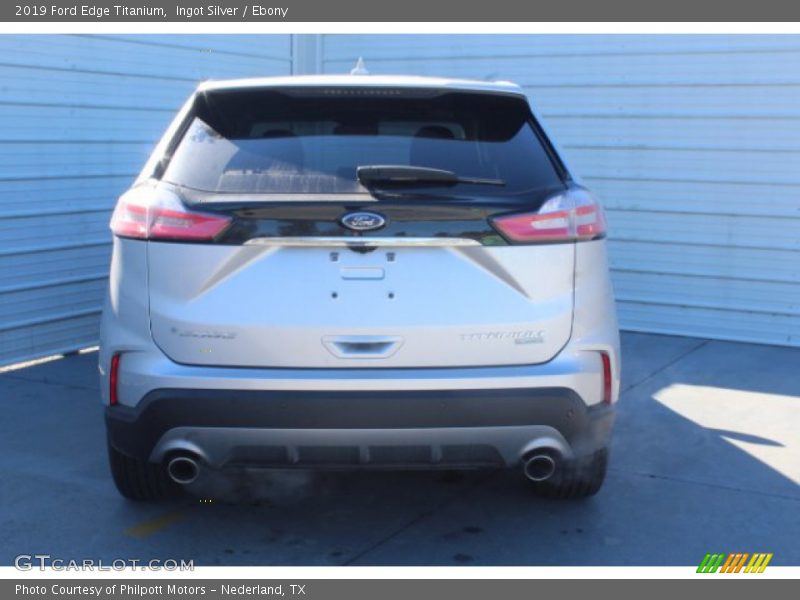 Ingot Silver / Ebony 2019 Ford Edge Titanium