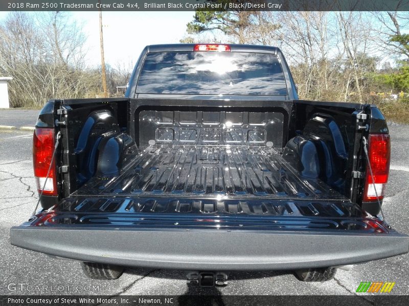 Brilliant Black Crystal Pearl / Black/Diesel Gray 2018 Ram 2500 Tradesman Crew Cab 4x4