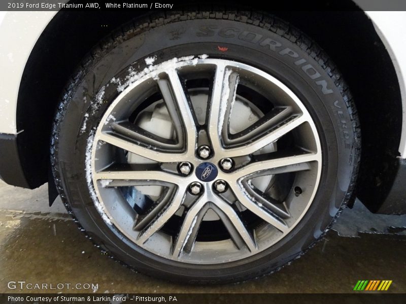 White Platinum / Ebony 2019 Ford Edge Titanium AWD