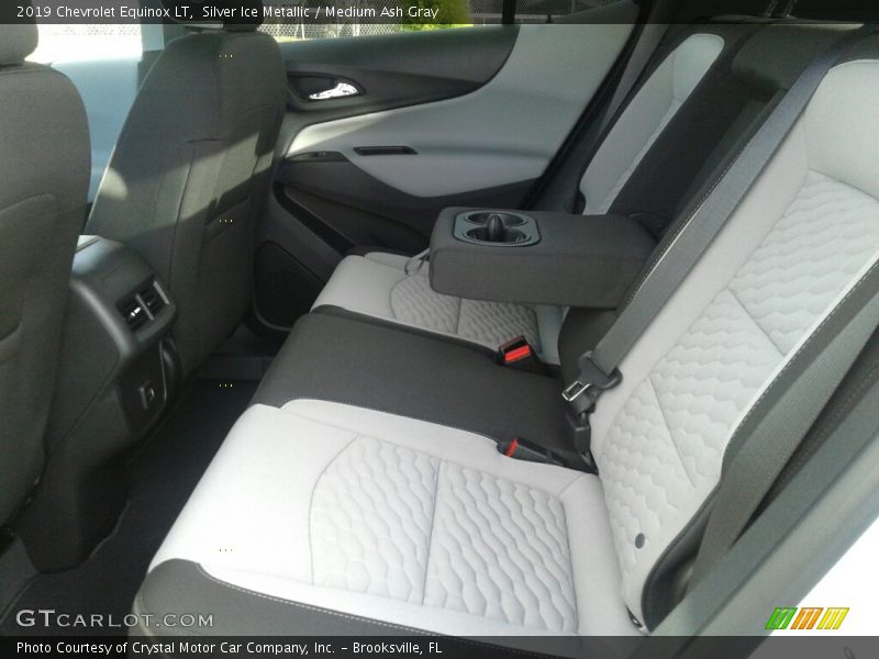 Silver Ice Metallic / Medium Ash Gray 2019 Chevrolet Equinox LT