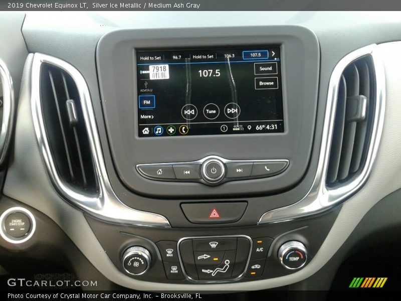 Silver Ice Metallic / Medium Ash Gray 2019 Chevrolet Equinox LT