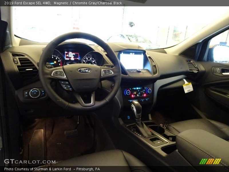 Magnetic / Chromite Gray/Charcoal Black 2019 Ford Escape SEL 4WD