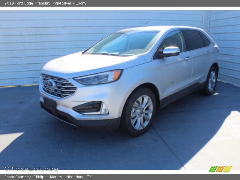 Ingot Silver / Ebony 2019 Ford Edge Titanium