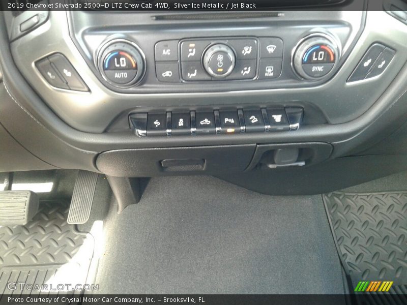 Silver Ice Metallic / Jet Black 2019 Chevrolet Silverado 2500HD LTZ Crew Cab 4WD