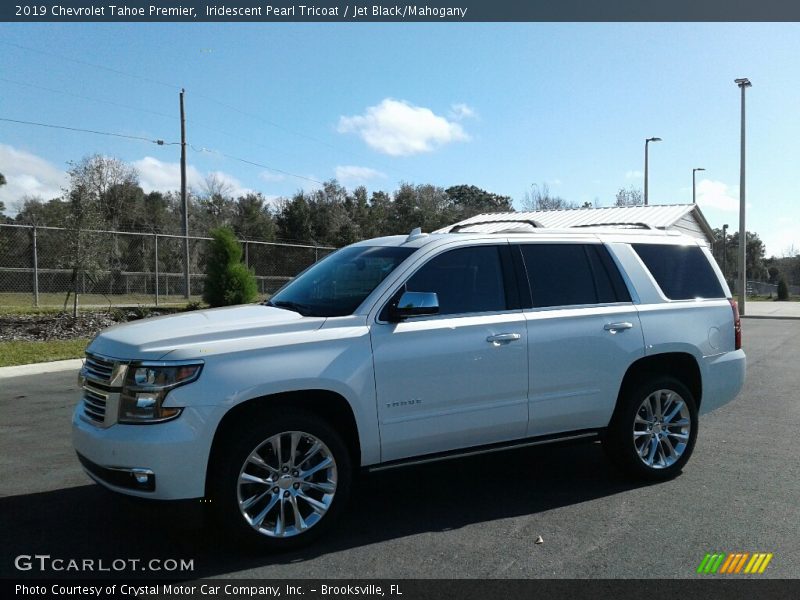 Iridescent Pearl Tricoat / Jet Black/Mahogany 2019 Chevrolet Tahoe Premier