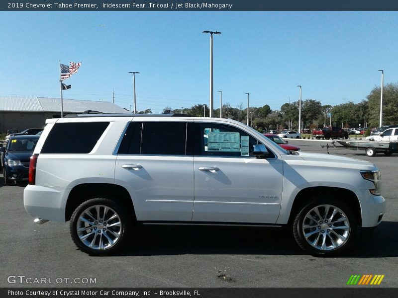 Iridescent Pearl Tricoat / Jet Black/Mahogany 2019 Chevrolet Tahoe Premier