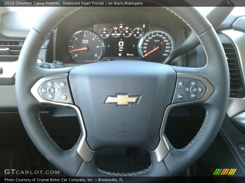 Iridescent Pearl Tricoat / Jet Black/Mahogany 2019 Chevrolet Tahoe Premier