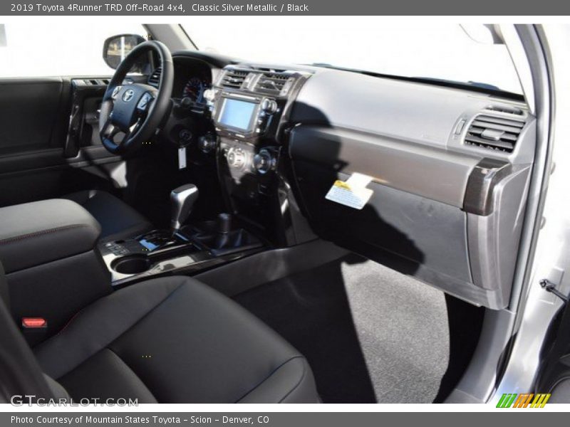 Classic Silver Metallic / Black 2019 Toyota 4Runner TRD Off-Road 4x4
