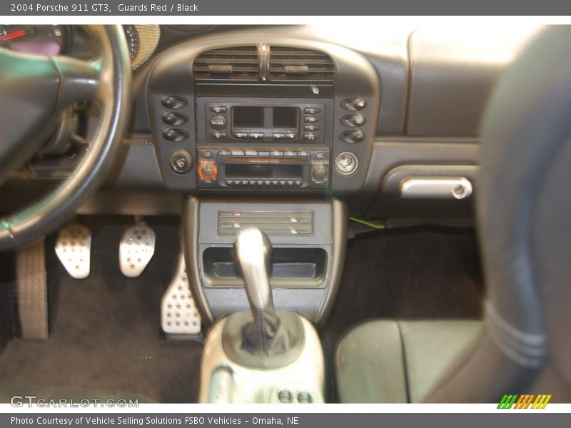 Guards Red / Black 2004 Porsche 911 GT3