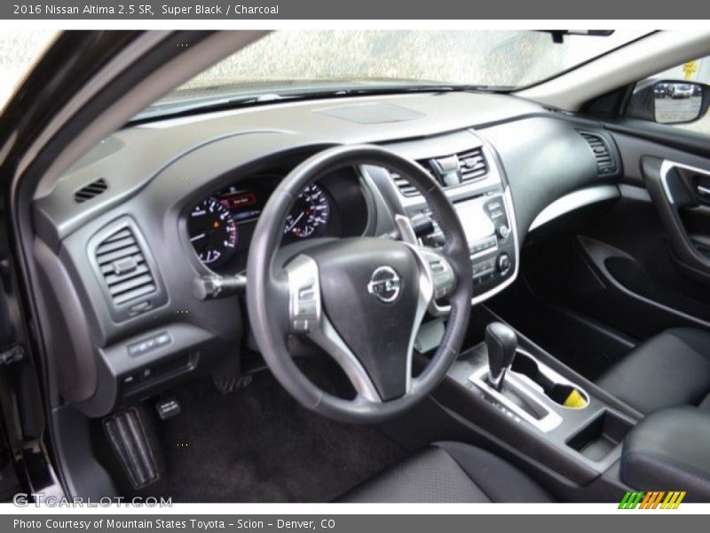 Super Black / Charcoal 2016 Nissan Altima 2.5 SR