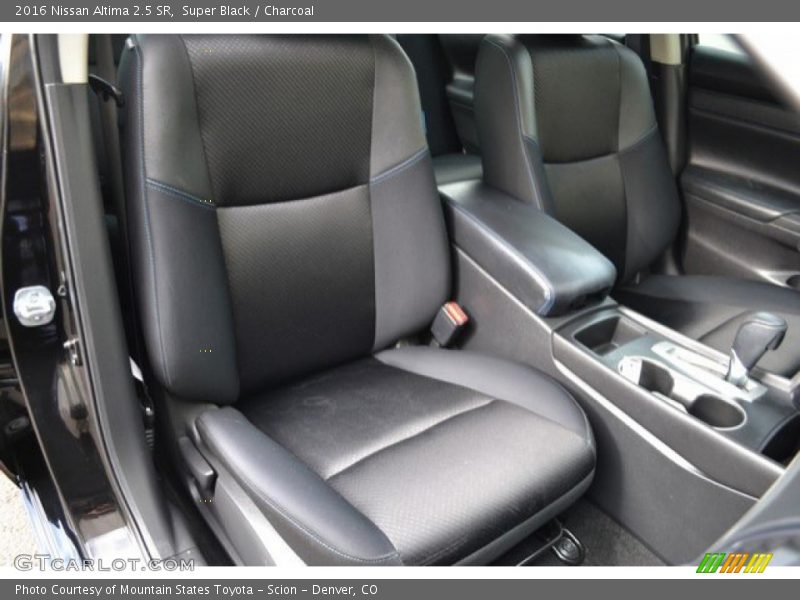 Super Black / Charcoal 2016 Nissan Altima 2.5 SR