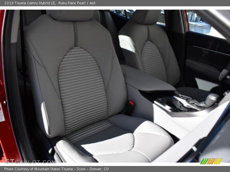 Ruby Flare Pearl / Ash 2019 Toyota Camry Hybrid LE