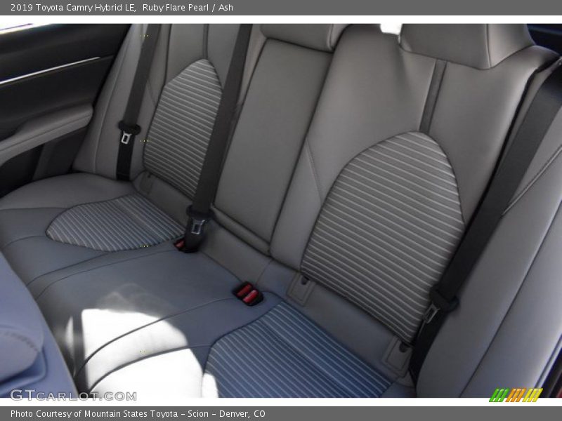 Ruby Flare Pearl / Ash 2019 Toyota Camry Hybrid LE