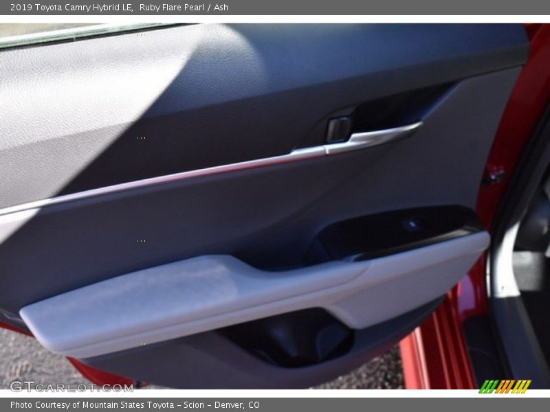 Ruby Flare Pearl / Ash 2019 Toyota Camry Hybrid LE