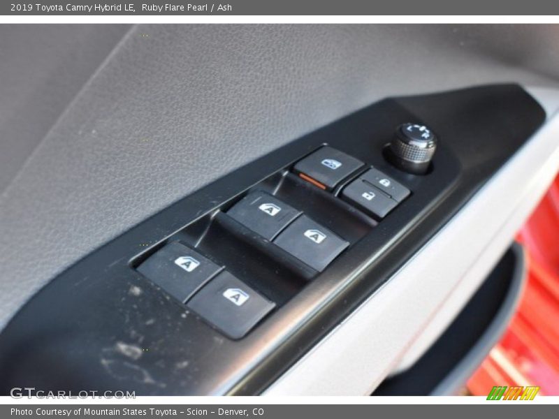 Ruby Flare Pearl / Ash 2019 Toyota Camry Hybrid LE