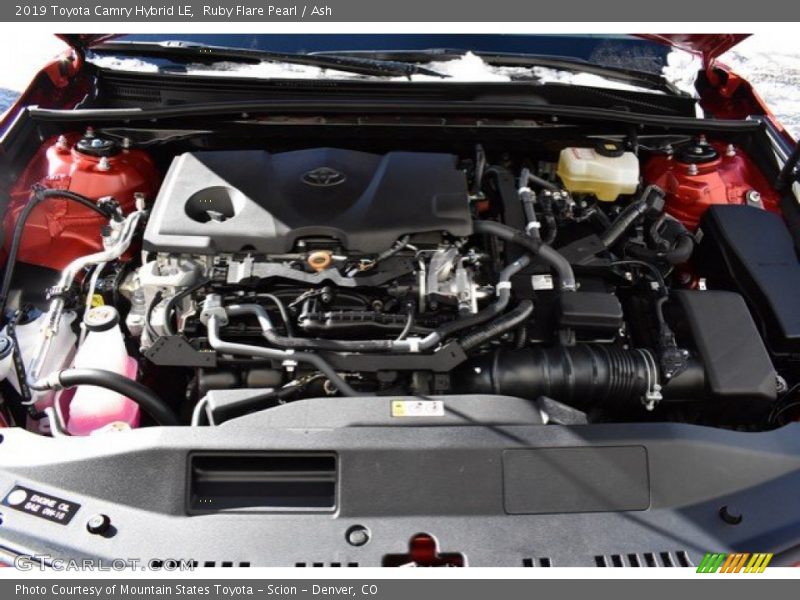 Ruby Flare Pearl / Ash 2019 Toyota Camry Hybrid LE