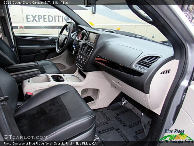 Billet / Black 2018 Dodge Grand Caravan SXT