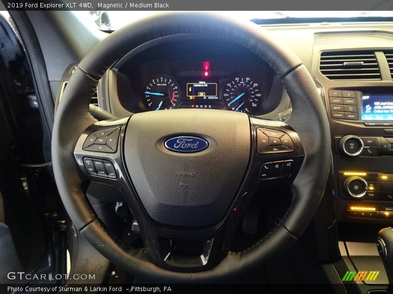 Magnetic / Medium Black 2019 Ford Explorer XLT 4WD