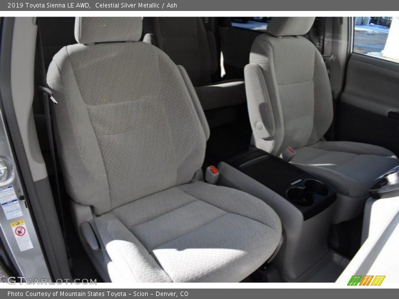 Celestial Silver Metallic / Ash 2019 Toyota Sienna LE AWD