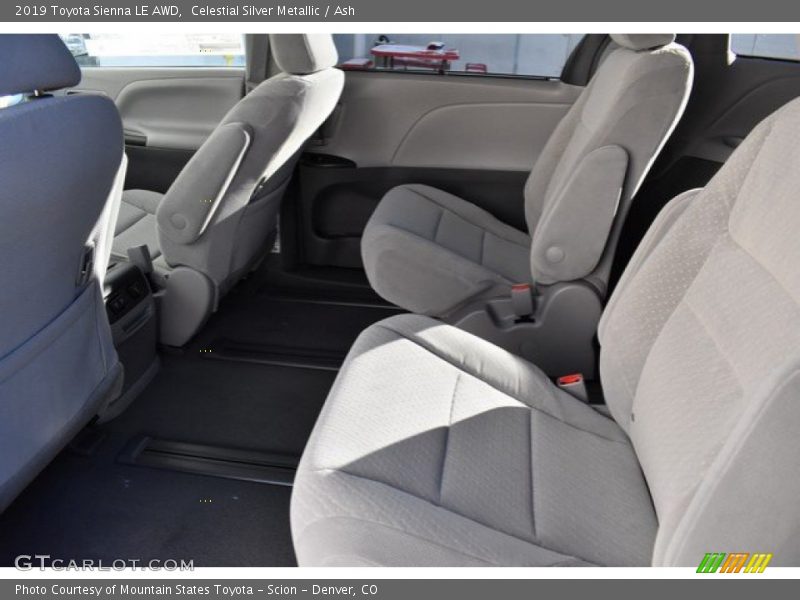 Celestial Silver Metallic / Ash 2019 Toyota Sienna LE AWD