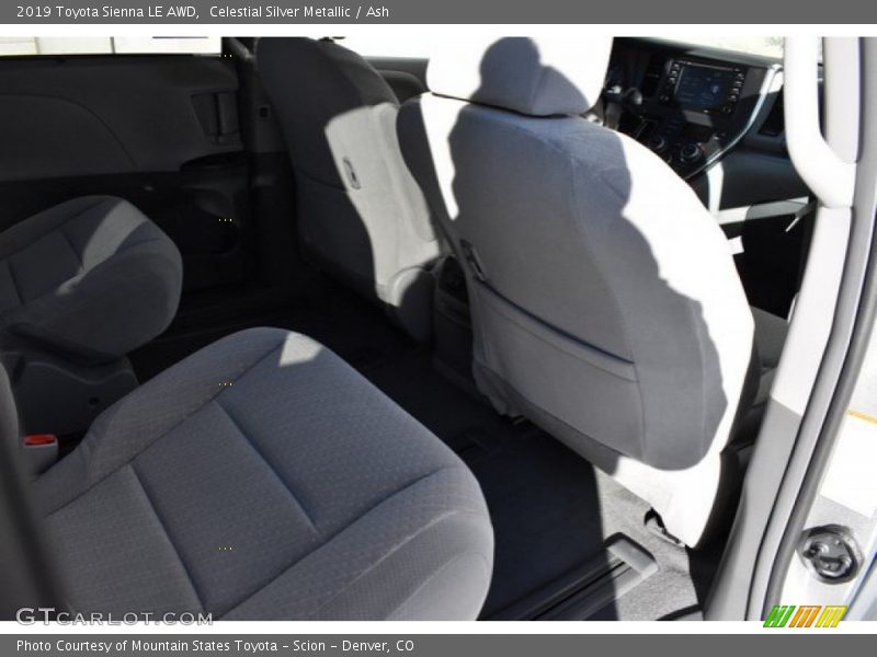 Celestial Silver Metallic / Ash 2019 Toyota Sienna LE AWD