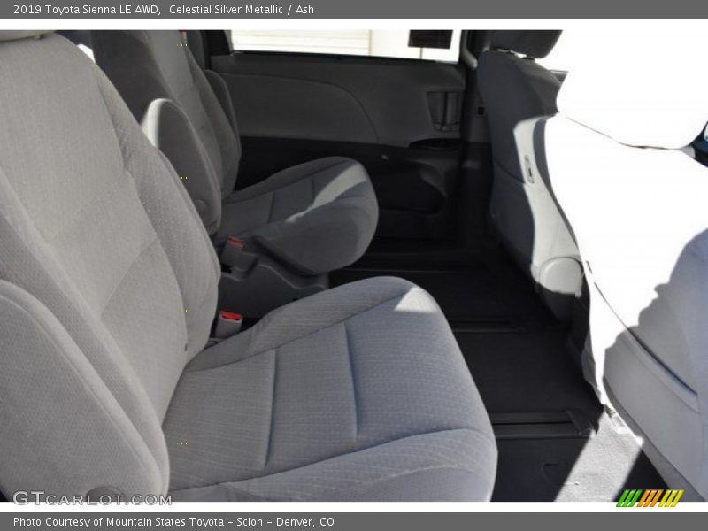 Celestial Silver Metallic / Ash 2019 Toyota Sienna LE AWD