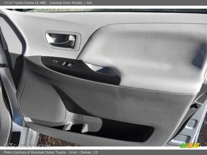 Celestial Silver Metallic / Ash 2019 Toyota Sienna LE AWD