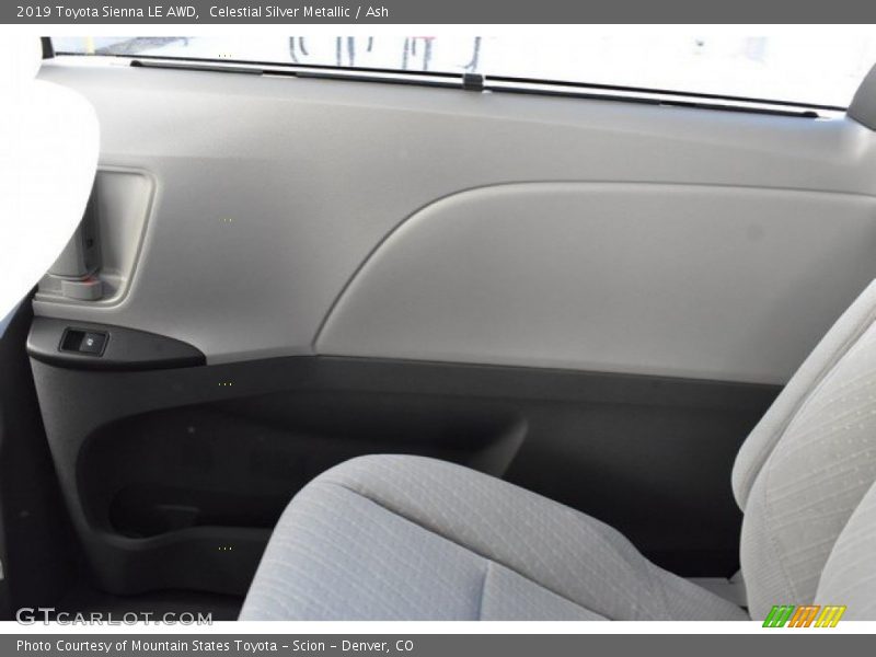 Celestial Silver Metallic / Ash 2019 Toyota Sienna LE AWD