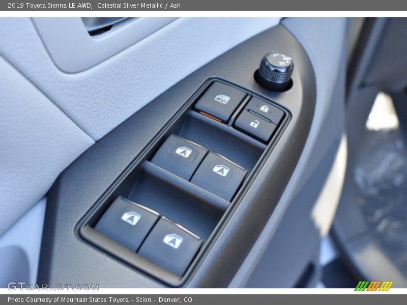 Celestial Silver Metallic / Ash 2019 Toyota Sienna LE AWD