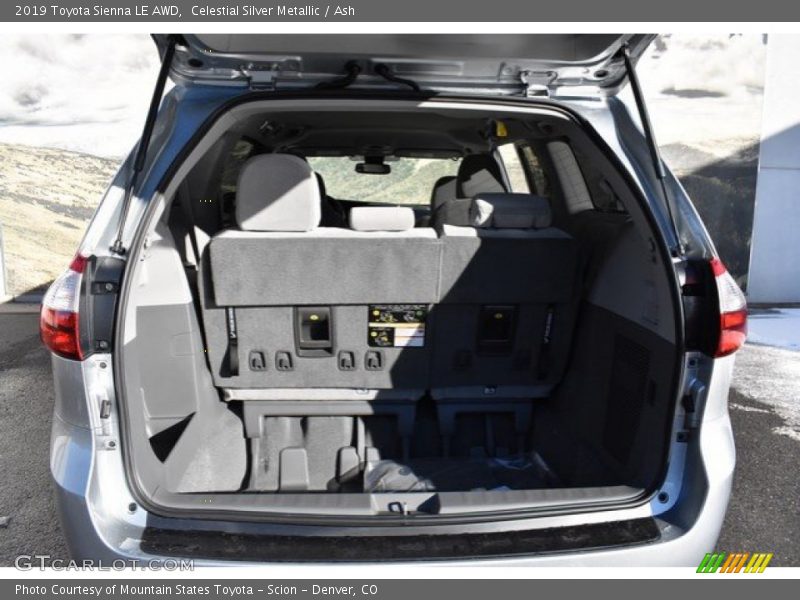 Celestial Silver Metallic / Ash 2019 Toyota Sienna LE AWD