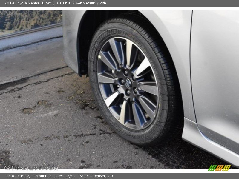 Celestial Silver Metallic / Ash 2019 Toyota Sienna LE AWD