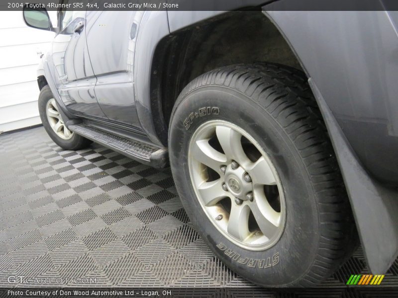 Galactic Gray Mica / Stone 2004 Toyota 4Runner SR5 4x4