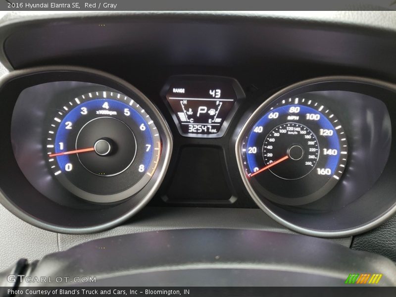 Red / Gray 2016 Hyundai Elantra SE