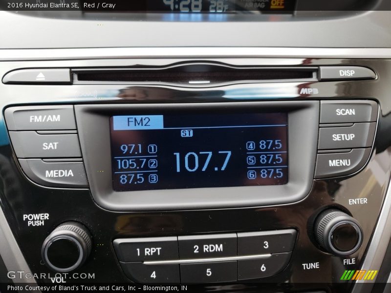 Red / Gray 2016 Hyundai Elantra SE